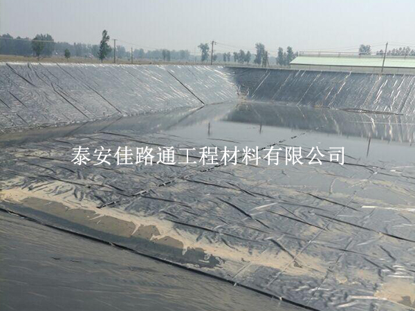 HDPE土工膜現(xiàn)場測試有哪些突出能力？