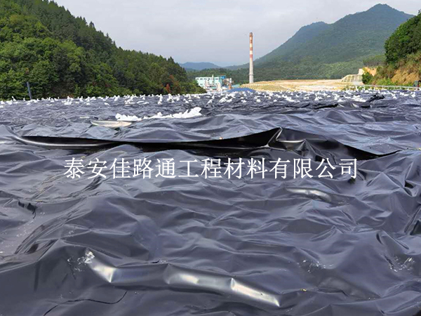 冬季施工難題多？垃圾填埋場(chǎng)防滲膜施工技巧來(lái)了